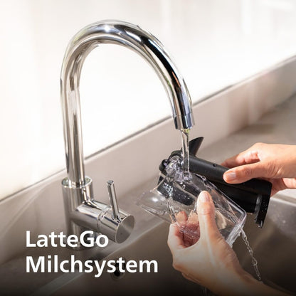 Serie 5400 (EP5441/50)–Genießen Sie 12 Getränke,schnell reinigendes LatteGo,intuitives TFT-Display,anpassbare Kaffeeeinstellungen,erstklassiges Küchendesign